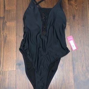 black one piece bathingsuit NWT